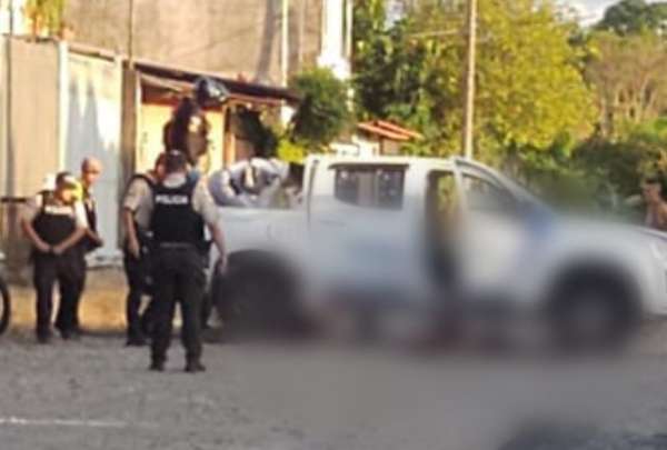 La Polic&iacute;a Nacional ejecuta acciones en la Joya de los Sachas para dar con el paradero de los atacantes de tres polic&iacute;as.