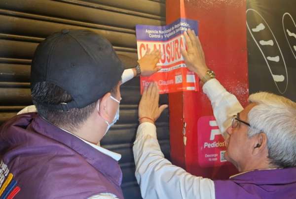 La Arcsa clausur&oacute; varios restaurantes en Guayaquil tras detectar plagas e insalubridad.&nbsp;
