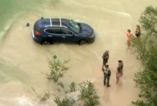 Detienen a mujer por conducir en estado et&iacute;lico en una playa de Florida