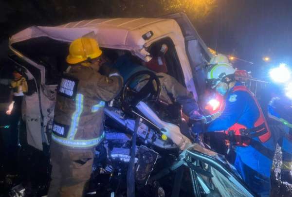 Un tr&aacute;gico accidente de tr&aacute;nsito ocurri&oacute; en la madrugada de este viernes en la V&iacute;a a la Costa.