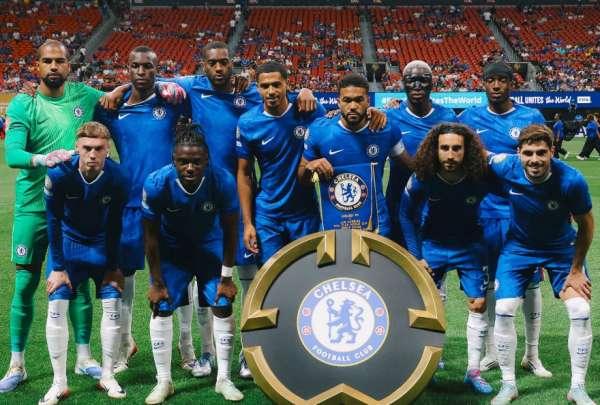 Mois&eacute;s Caicedo fue titular en Chelsea
