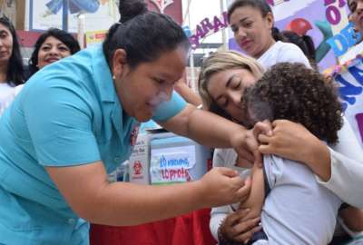 M&eacute;dicos recomiendan el lavado de manos y la vacunaci&oacute;n para evitar enfermedades infecciosas. 