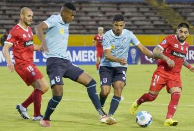 U. Cat&oacute;lica se despide de la Sudamericana con una derrota