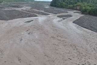 Morona Santiago: El r&iacute;o Upano se desbord&oacute; y provoc&oacute; el cierre de la v&iacute;a Macas - Puyo