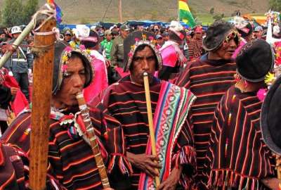 Bolivia admite que la mitad de su poblaci&oacute;n ind&iacute;gena est&aacute; por desaparecer