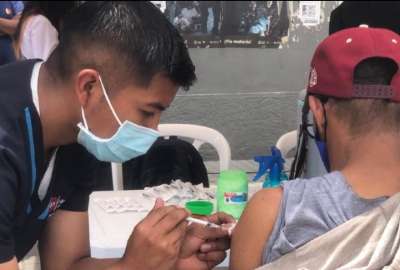 Ecuador y Colombia realizaron una campa&ntilde;a de vacunaci&oacute;n contra el covid-19 en conjunto