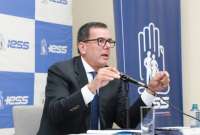 Presidente del IESS desmiente que se pretenda elevar la edad de la jubilación