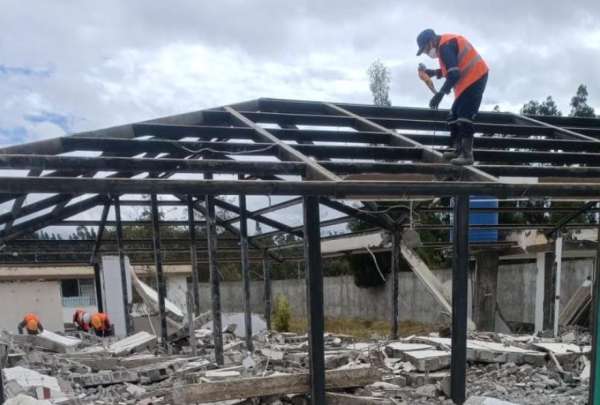 El Gobierno Nacional rehabilitar&aacute; cinco centros de salud en Latacunga. 