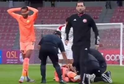 Andy Delort convulsion&oacute; sobre la cancha en la final de la Copa de las Estrellas de Catar