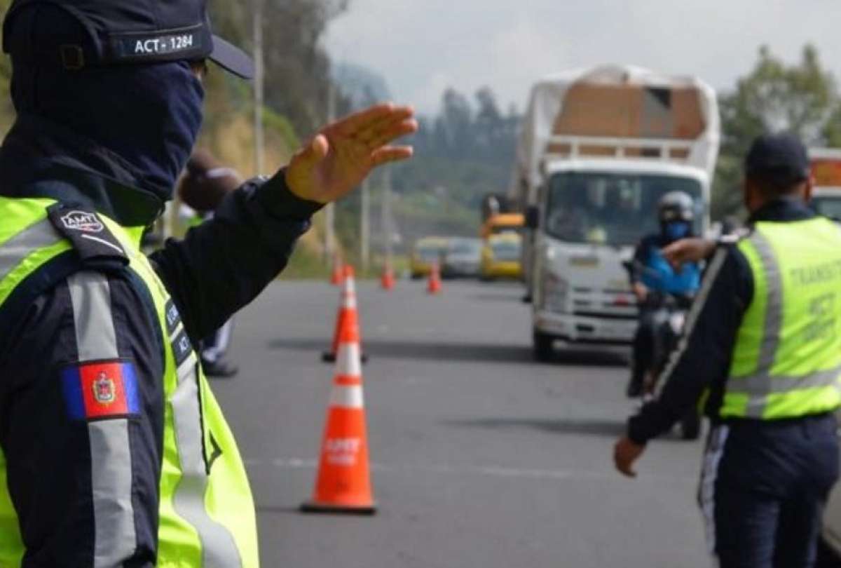 La medida del 'Pico y Placa' se efectuó para mitigar el tráfico en la capital ecuatoriana.