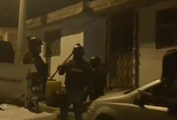 Polic&iacute;a decomis&oacute; drogas, armas de fuego, celulares; hubo detenidos vinculados a Los Lobos.