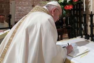 Papa Francisco: "Ser homosexual no es un delito. No es un delito, pero s&iacute; es un pecado"