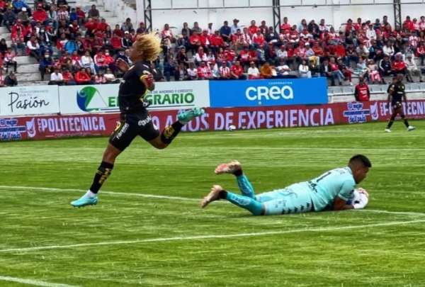 Aucas venci&oacute; a T&eacute;cnico en Ambato