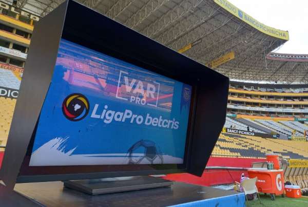 Barcelona pedir&aacute; que el &aacute;rbitro que controle el VAR ante Independiente sea extranjero