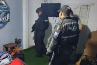 Militares y policías aprehendieron a dos personas en Guayas.