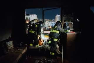 Fuga de gas habr&iacute;a provocado incendio en departamento en el norte de Quito