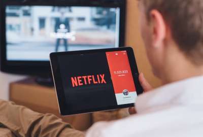 Netflix analiza lanzar una suscripci&oacute;n m&aacute;s econ&oacute;mica