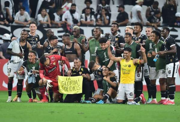 Barcelona clasific&oacute; a la fase de grupos de la Copa Libertadores
