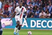 Willian Pacho disput&oacute; su primer partido oficial con el PSG. 