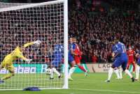 Liverpool le gana al equipo de Mois&eacute;s Caicedo y es el campe&oacute;n de la Carabao Cup.