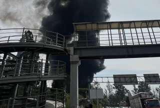 Quito: un tanquero explota en la Av. Sim&oacute;n Bol&iacute;var