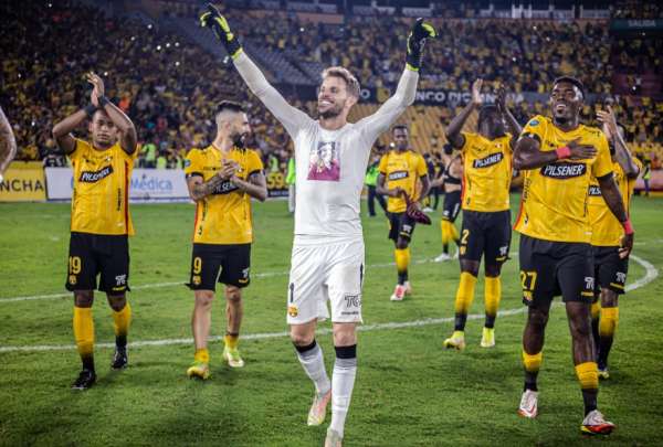 FEF inform&oacute; que dos partidos de Copa Ecuador se mantienen programados