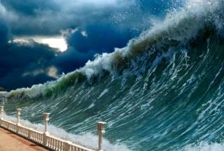 Ministerio de Educaci&oacute;n suspende clases presenciales por posible tsunami en varios distritos