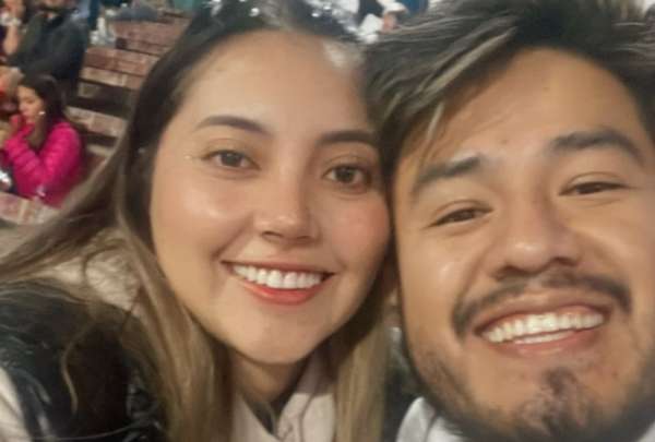 La joven quite&ntilde;a fue la &uacute;nica que pudo transmitir el concierto en vivo.
