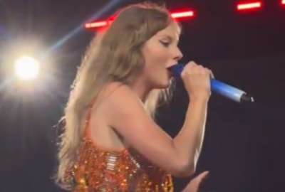 Taylor Swift rega&ntilde;&oacute; a un guardia de seguridad en pleno concierto 