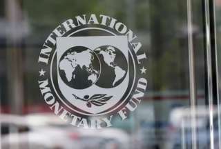 Ecuador recibe visita de misi&oacute;n del FMI