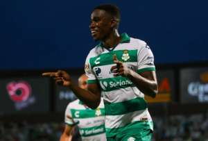 El zaguero F&eacute;lix Torres se recuperar&aacute; a tiempo para el Mundial. 