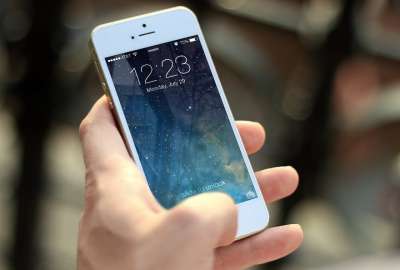 Apple podr&iacute;a lanzar nuevos iPhone sin ranura para tarjeta SIM