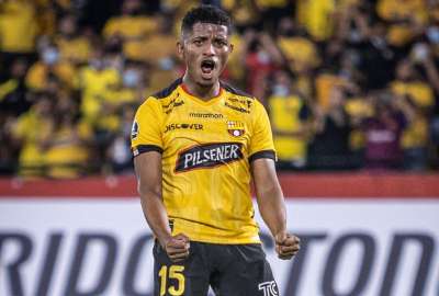 Jonathan Perlaza anunci&oacute; que no seguir&aacute; en Barcelona para el 2023. 