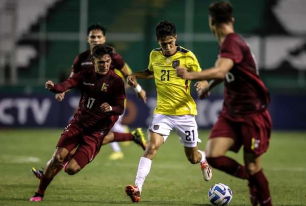 Ecuador perdi&oacute; 1-0 ante Venezuela y depender&aacute; de la &uacute;ltima jornada para clasificarse