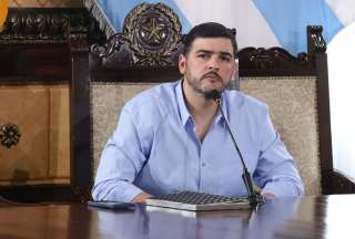 Aquiles Alvarez: Polic&iacute;as metropolitanos con el "peso ideal" y Metrov&iacute;a con Wi-Fi y aire acondicionado