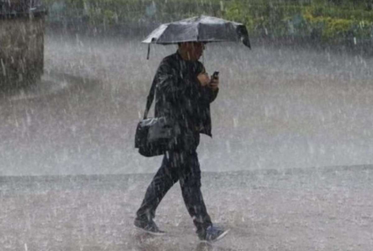 Actualmente, el pa&iacute;s vive una emergencia energ&eacute;tica agravada por la situaci&oacute;n en Mazar y Paute.