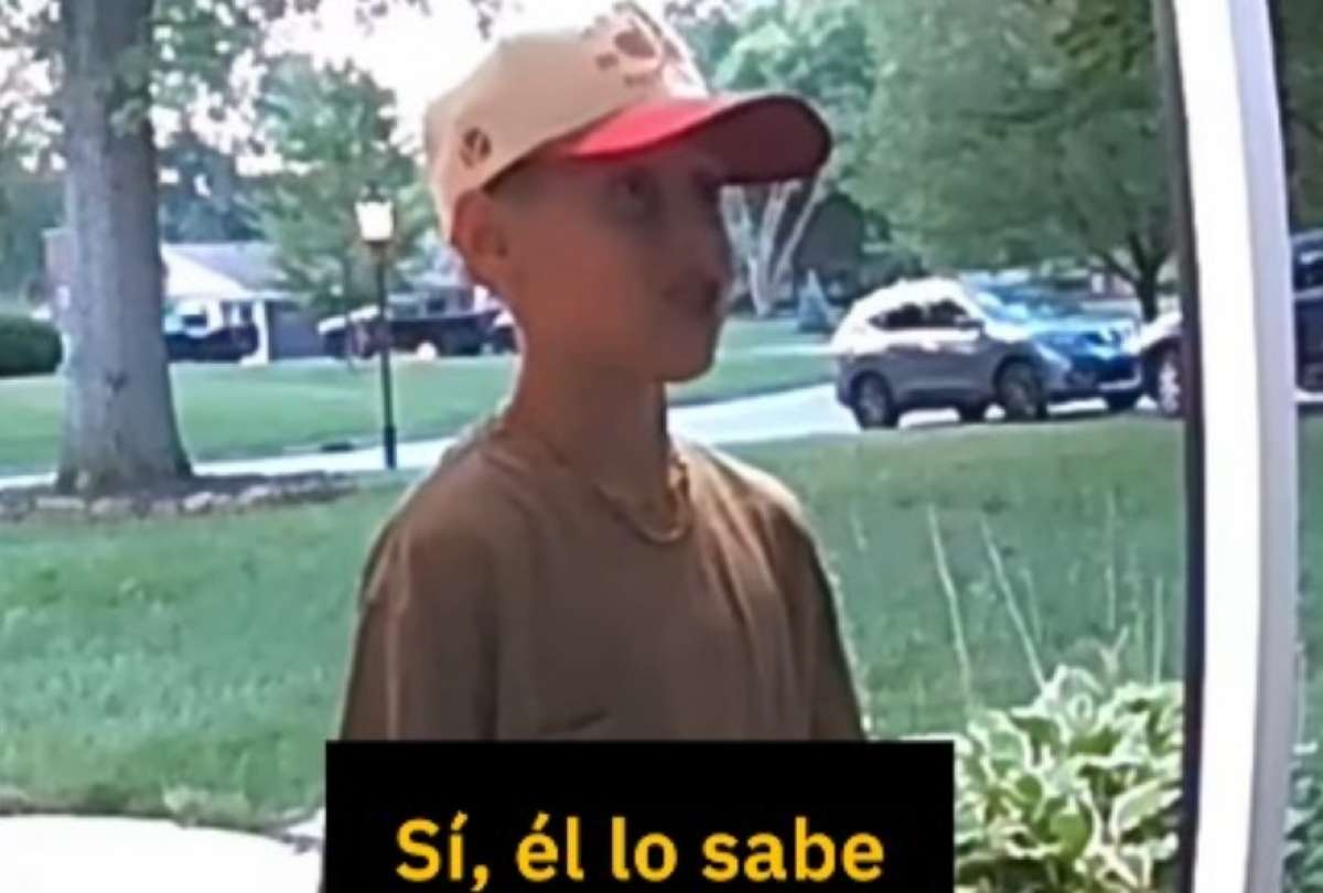 Un niño y su padre intentaron hacer la broma del timbre, pero no salió como esperaban. 