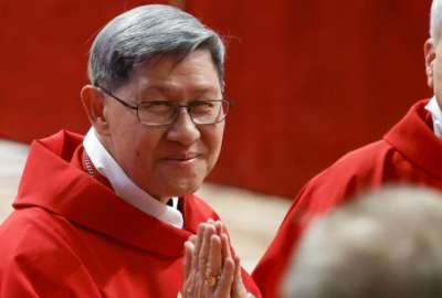 El video del cardenal filipino y candidato a Papa, Luis Tagle cantando Imagine sali&oacute; a la luz en las &uacute;ltimas horas.&nbsp;