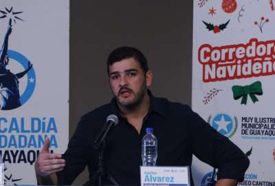  En Guayaquil se habilitaron corredores y ferias para impulsar el comercio en &eacute;pocas navide&ntilde;as.
