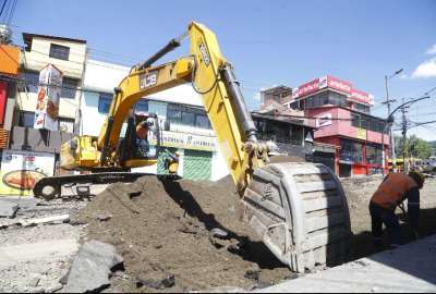 Siete frentes de obras viales est&aacute;n activos en Quito.