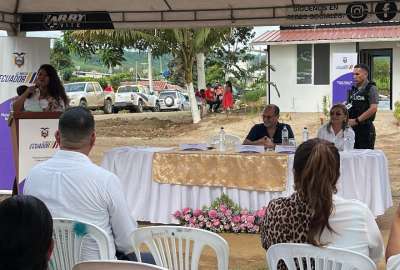 Gobierno entreg&oacute; 10 viviendas de inter&eacute;s social en El Oro