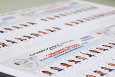 Es falso que est&eacute; prohibido tomar foto al voto