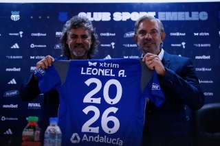 Leonel &Aacute;lvarez se lamenta sobre la situaci&oacute;n general de Emelec