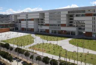 Ministerio de Salud: Se est&aacute; investigando un reporte sobre evento adverso en un menor de edad en Manta