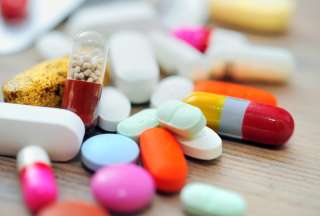 Arcsa prohibi&oacute; venta de medicamentos de laboratorio ecuatoriano con registro sanitario suspendido