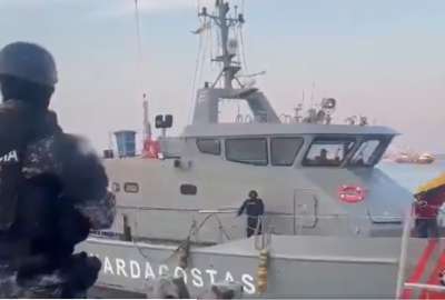 El Bloque de Seguridad incaut&oacute; dos toneladas e droga en las costas de Manab&iacute;