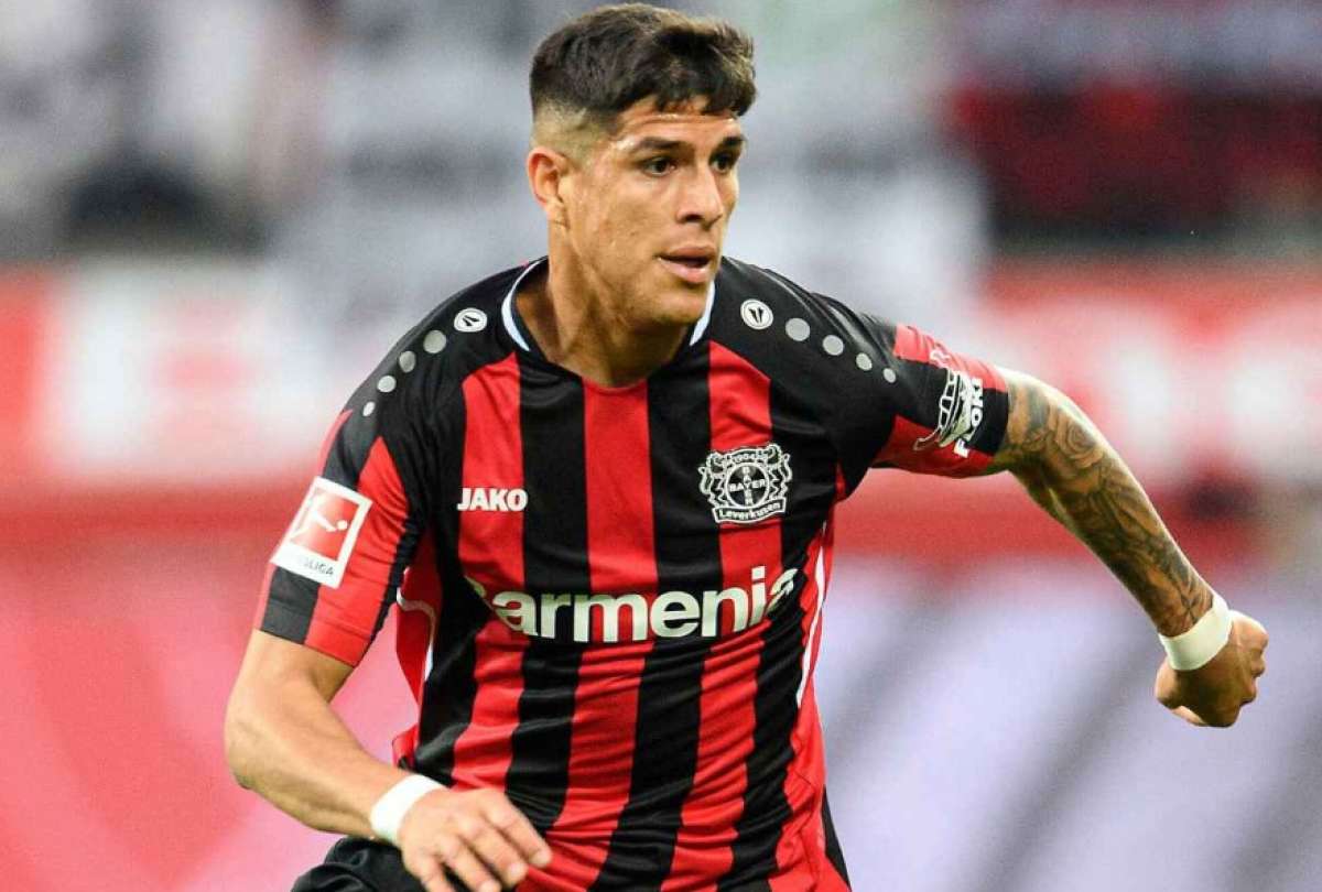 Piero Hincapié es una de las opciones del Chelsea para reforzar su bloque defensivo. 