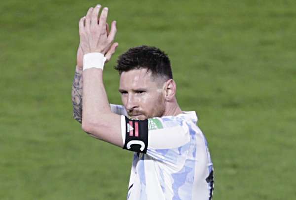 La Selecci&oacute;n de Argentina &lsquo;cuesta&rsquo; seis veces m&aacute;s que la de Ecuador