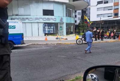 En el norte de Quito, una persona se habr&iacute;a lanzado de un edificio.