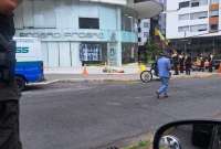 En el norte de Quito, una persona se habr&iacute;a lanzado de un edificio.